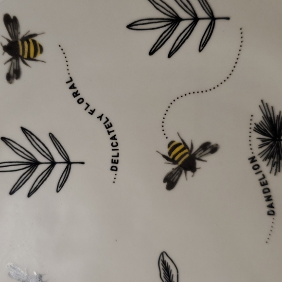 Busy Bee Bug Boho Farmhouse Animal Dessert Plate - Picture 4 of 6